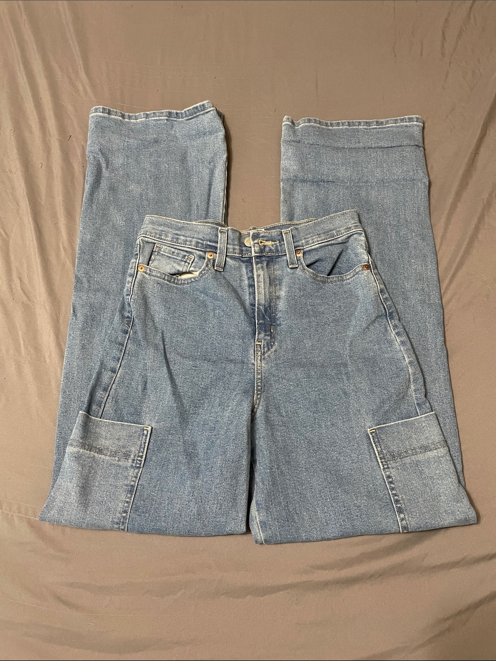 Levi's Signature High-Rise Loose Straight Jeans - Light Blue Denim